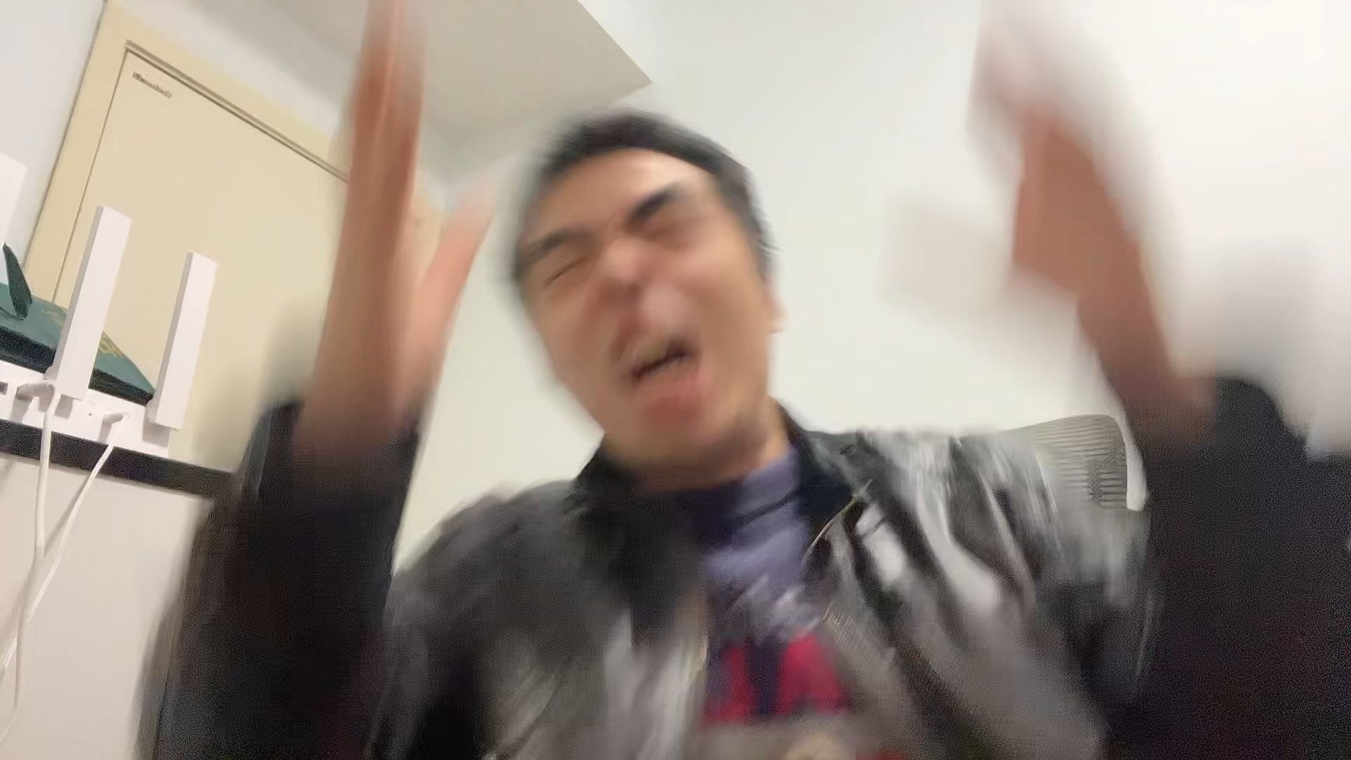 《直接给我生成完整代码》